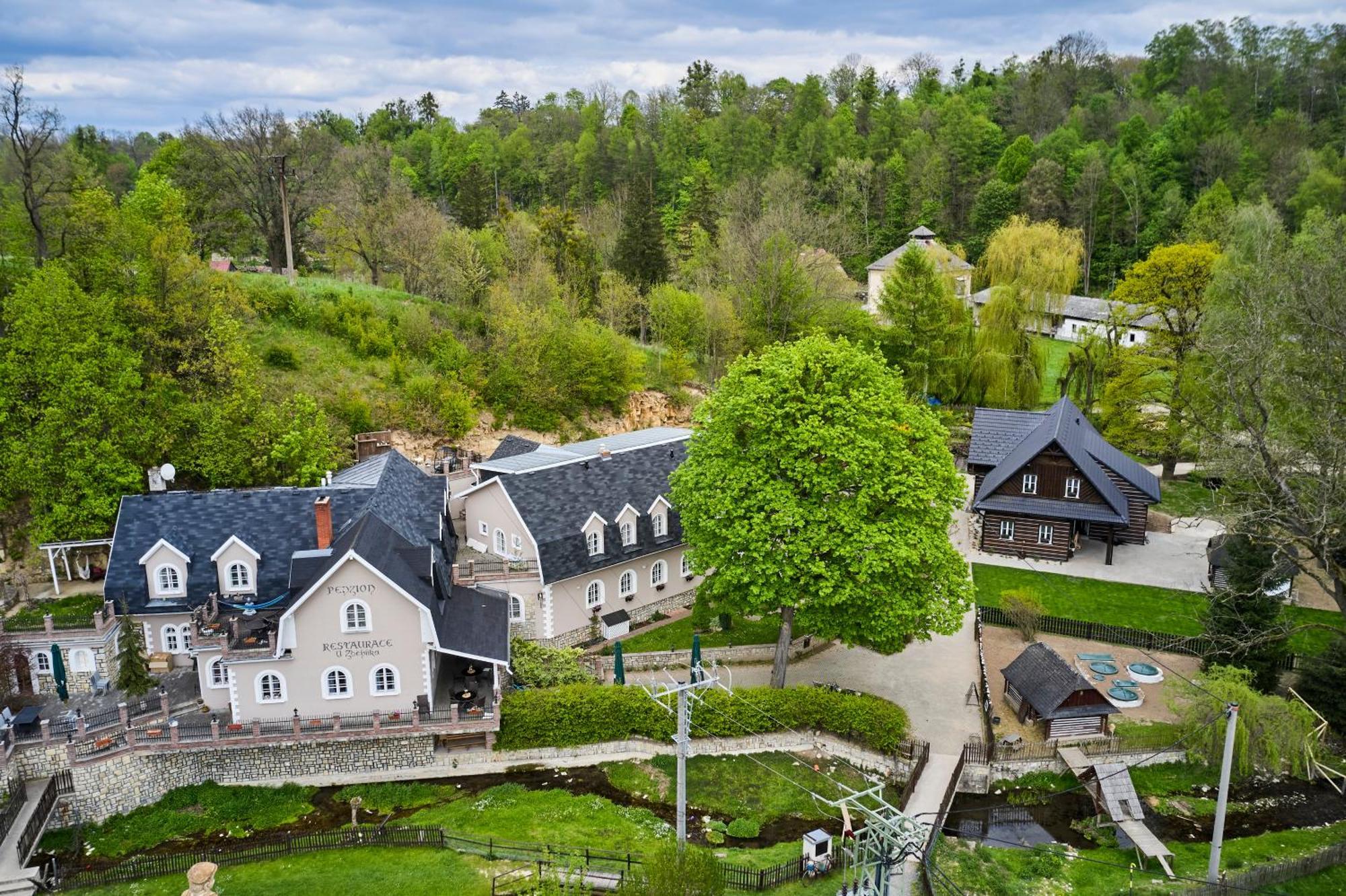 Penzion U Zbehlika Svitavy Exterior photo